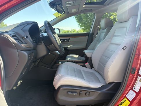 Used 2021 Honda CR-V Touring image 11