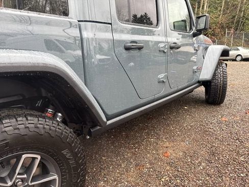 New 2026 Jeep Gladiator Mojave image 34