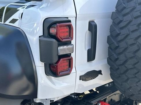 Used 2023 Ford Bronco Raptor AWD/4WD image 7