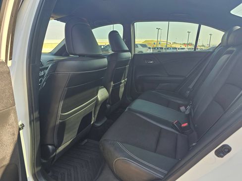 Used 2017 Honda Accord Sport image 34
