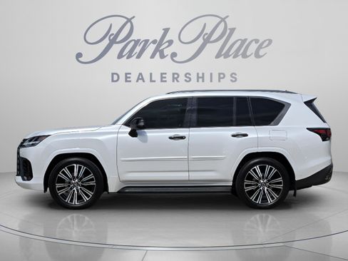 New 2026 Lexus LX 700h Luxury AWD/4WD image 2