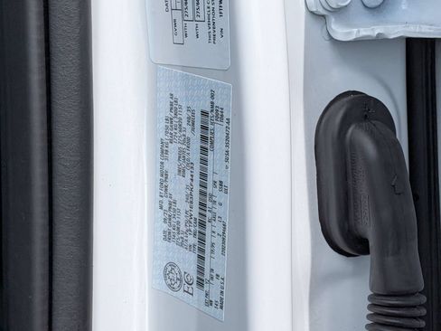 Used 2023 Ford F150 4x4 SuperCrew image 28