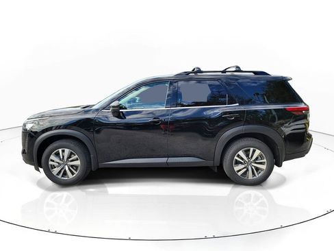 New 2026 Nissan Pathfinder SL image 4