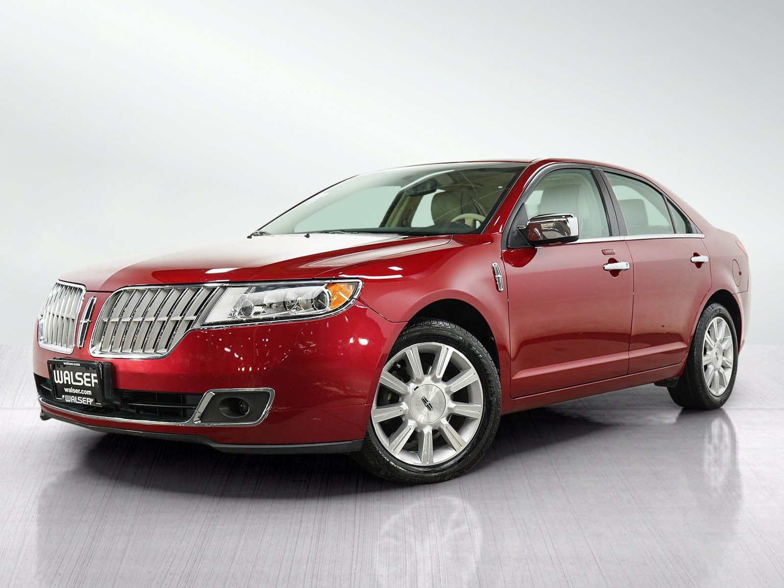 Used 2012 Lincoln MKZ FWD image 1