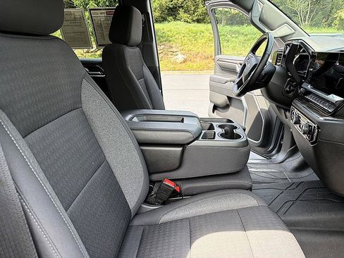 Used 2023 Chevrolet Silverado 1500 LT w/ Protection Package AWD/4WD image 19