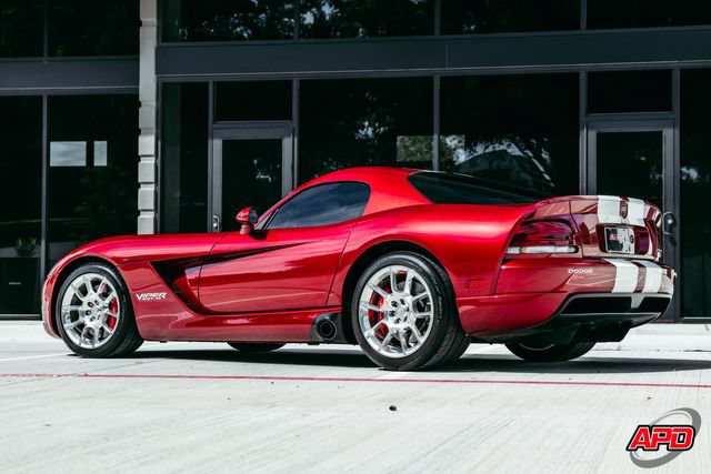 Used 2008 Dodge Viper SRT-10 RWD image 4