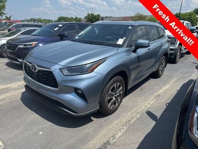 Used 2021 Toyota Highlander XLE