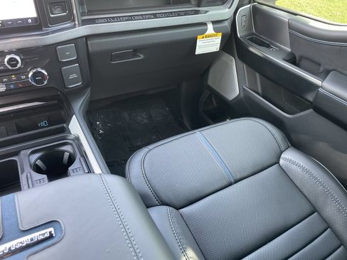 New 2026 Ford F250 Platinum AWD/4WD image 16
