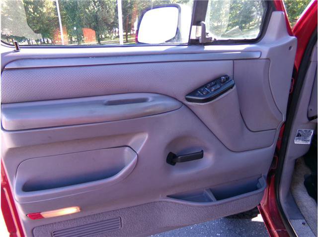 Used 1995 Ford Bronco AWD/4WD image 7