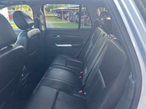 Used 2013 Ford Edge SEL AWD/4WD image 16