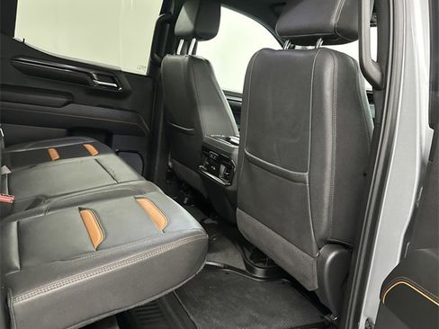 Used 2024 GMC Sierra 1500 AT4 w/ Technology Package image 42