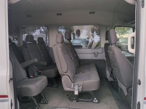 Used 2018 Ford Transit 350 XLT image 17