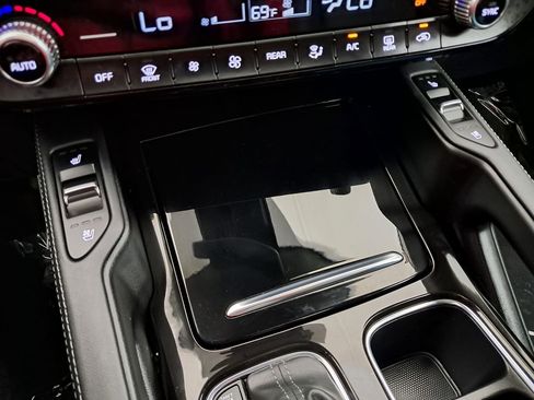 Used 2024 Kia Telluride SX image 49