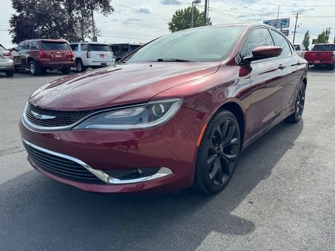 Used 2016 Chrysler 200 S w/ Sun & Sound Group FWD image 7