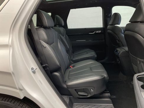 Used 2023 Hyundai Palisade Calligraphy image 30