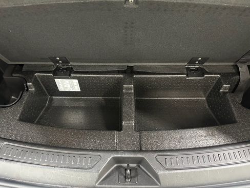 Used 2019 GMC Acadia Denali w/ Technology Package image 38