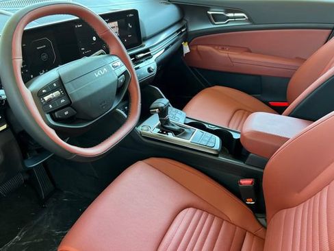 New 2026 Kia Sportage SX image 11