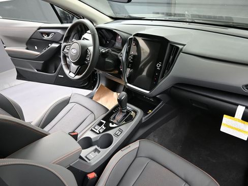 New 2025 Subaru Crosstrek 2.5i Limited w/ Crosstrek Mirror Package image 12