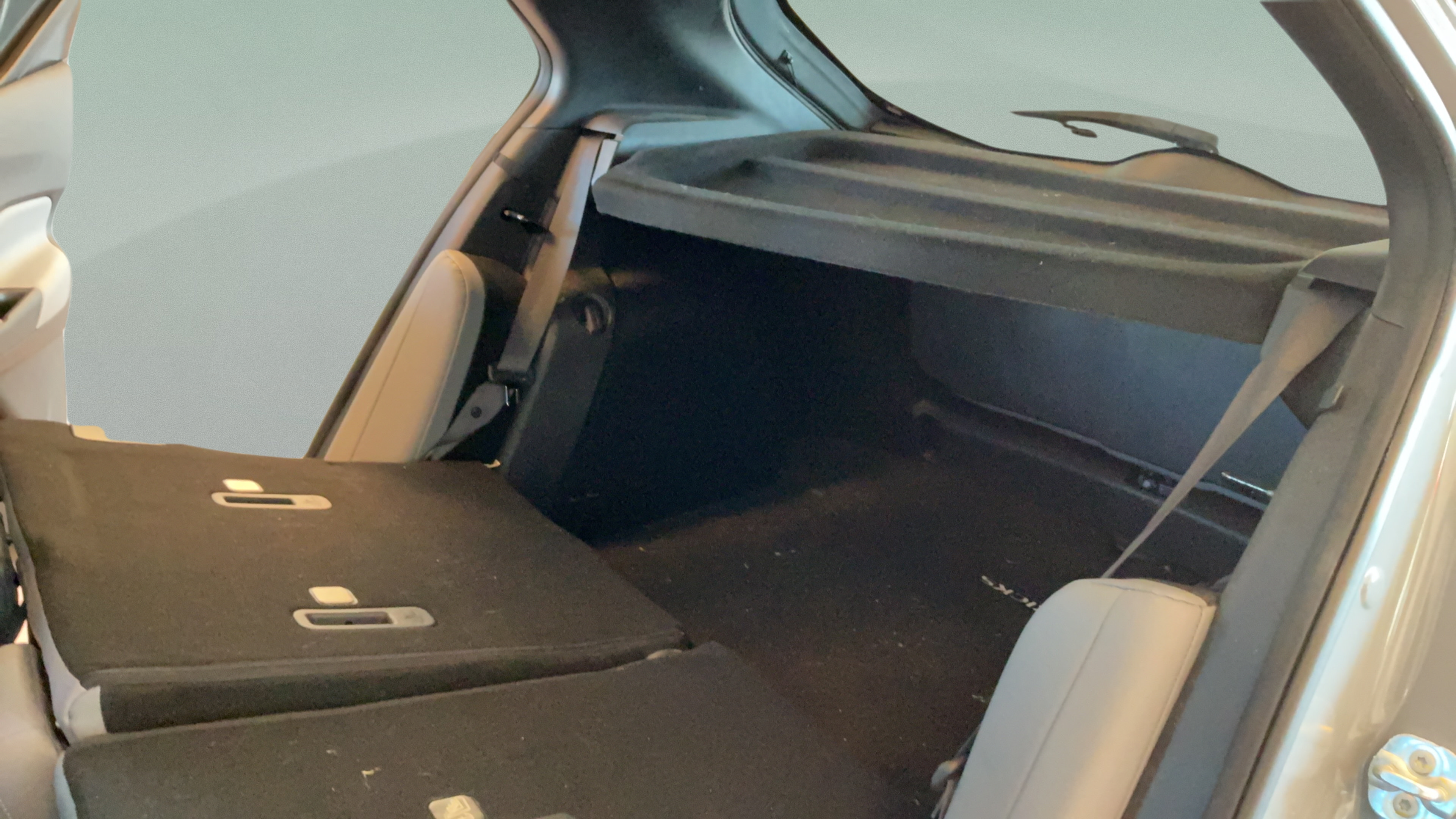 Used 2021 Nissan Kicks SR w/ SR Premium Package FWD image 20