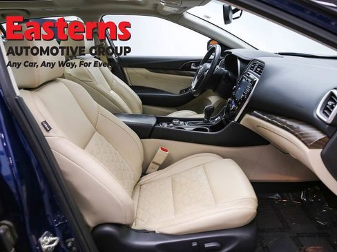 Used 2016 Nissan Maxima Platinum w/ Interior Lighting Package FWD image 28