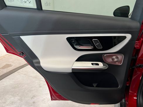 New 2026 Mercedes-Benz GLC 300 4MATIC image 18