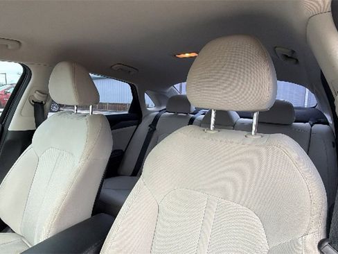 Used 2021 Kia K5 LXS image 15