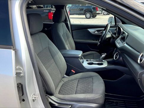 Used 2020 Chevrolet Blazer LT FWD image 16