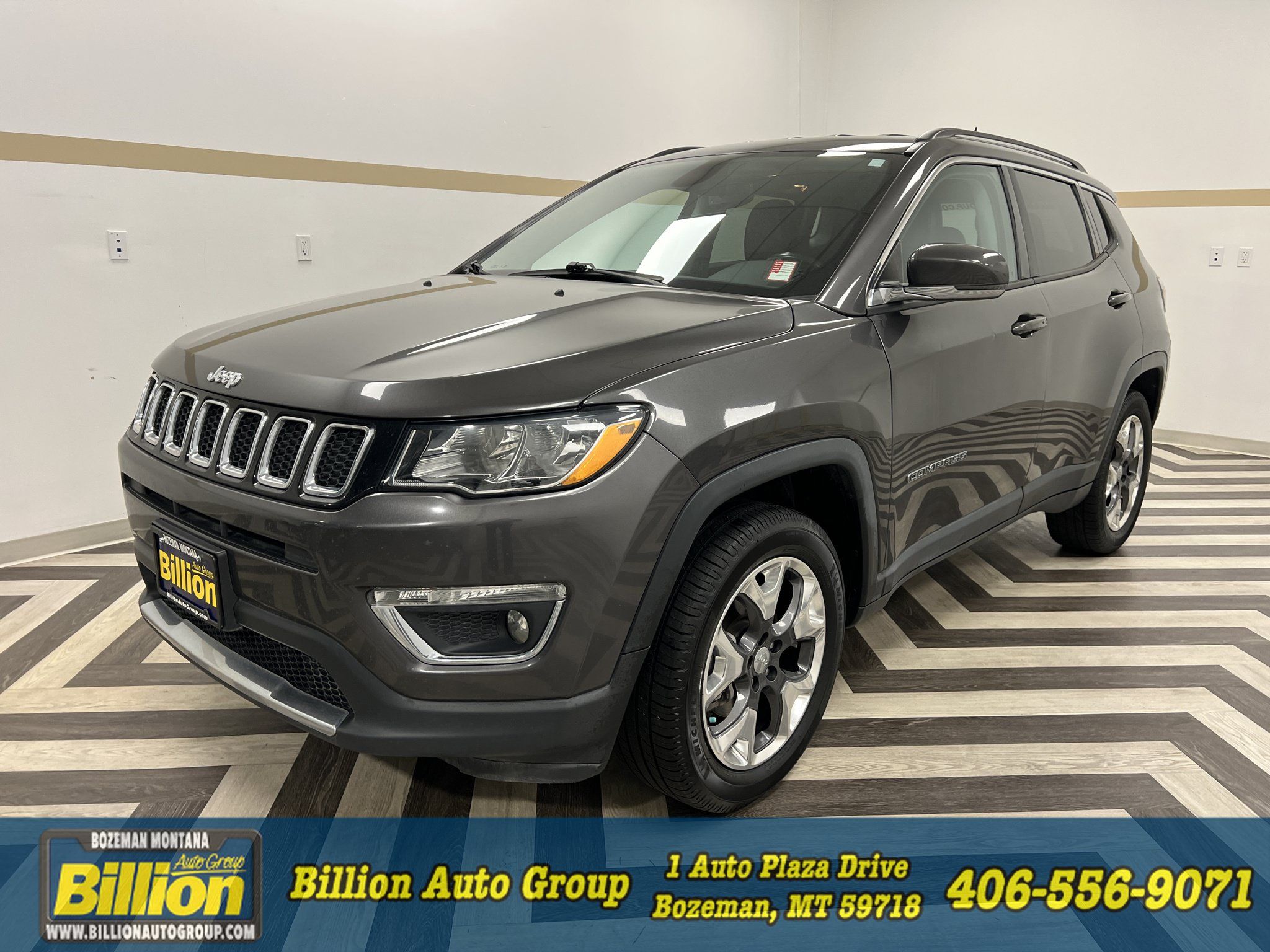 Used 2019 Jeep Compass Limited w/ Safety & Security Group AWD/4WD image 1