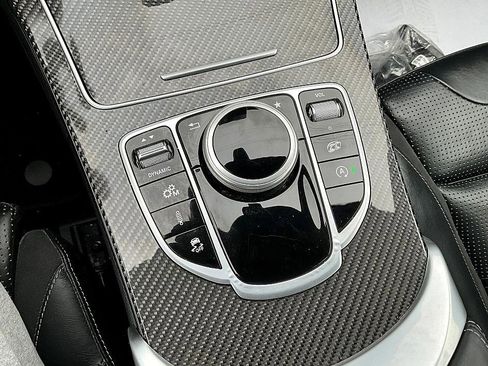 Used 2018 Mercedes-Benz C 63 AMG S image 29