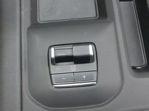 Used 2026 GMC Sierra 2500 AT4 w/ Technology Package AWD/4WD image 20