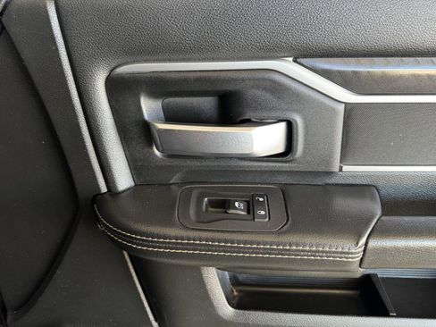 Used 2025 RAM 3500 Big Horn image 37