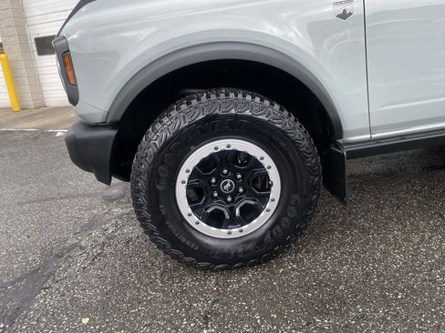 Used 2022 Ford Bronco Big Bend w/ Sasquatch Package image 24