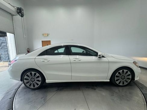 Used 2018 Mercedes-Benz CLA 250 image 14