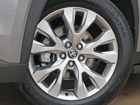 Used 2026 Toyota Grand Highlander AWD image 13