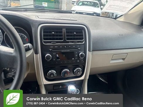 Used 2012 Dodge Caliber SXT FWD image 18