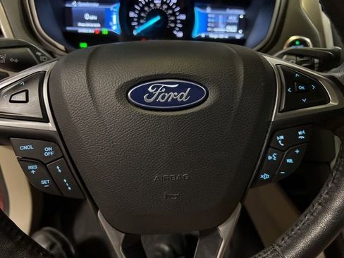 Used 2019 Ford Fusion SEL image 39