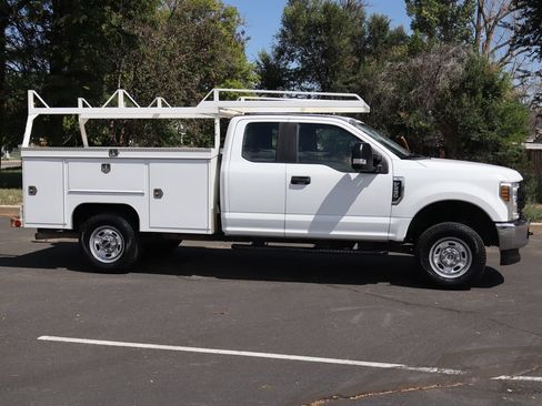 Used 2019 Ford F250 XL w/ XL Value Package AWD/4WD image 3