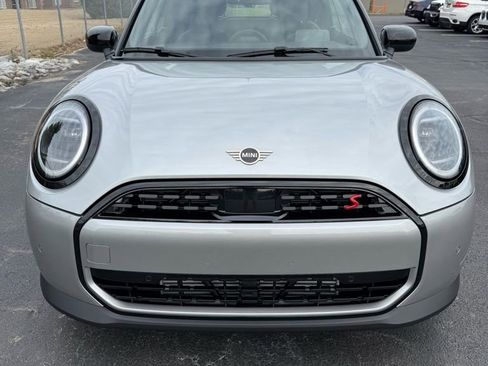 New 2026 MINI Cooper S image 2