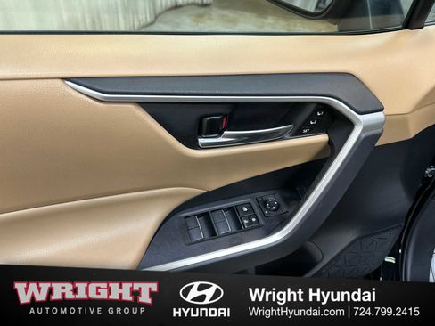 Used 2019 Toyota RAV4 XLE Premium w/ Cold Weather Package image 10