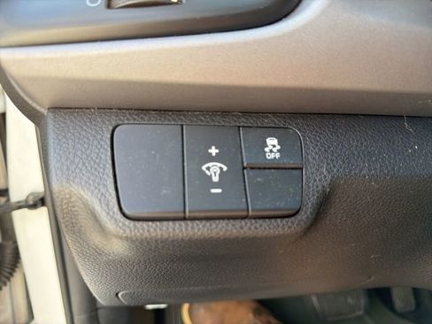 Used 2018 Kia Rio S image 23