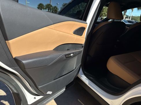 Certified 2025 Lexus RX 350 FWD image 12