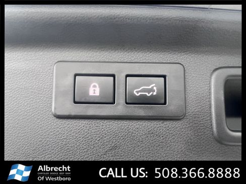 Used 2023 Subaru Forester Limited image 16