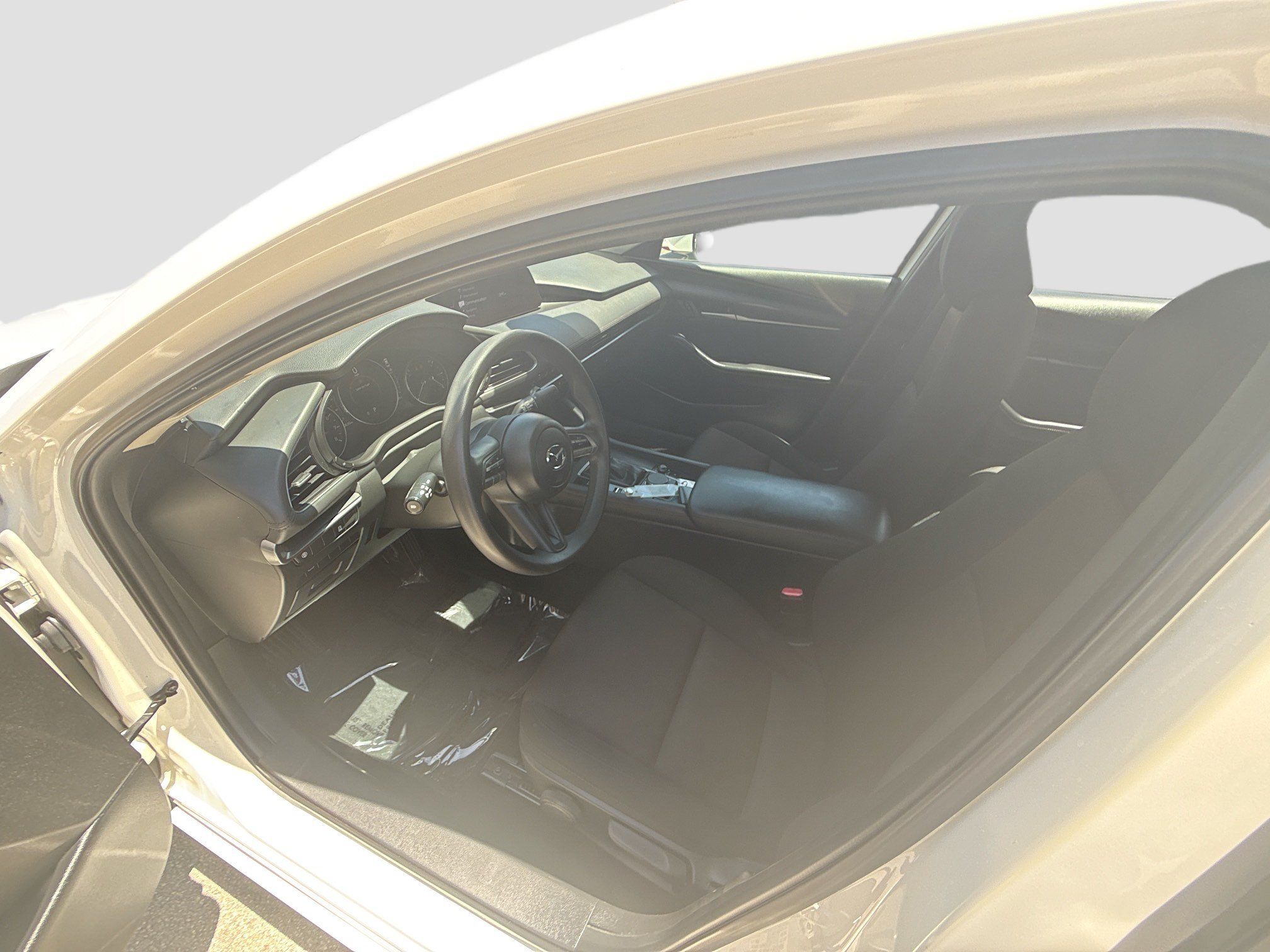 Used 2020 MAZDA MAZDA3 Sedan FWD image 18