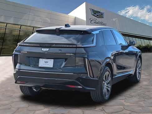 New 2026 Cadillac Lyriq Premium Luxury image 4