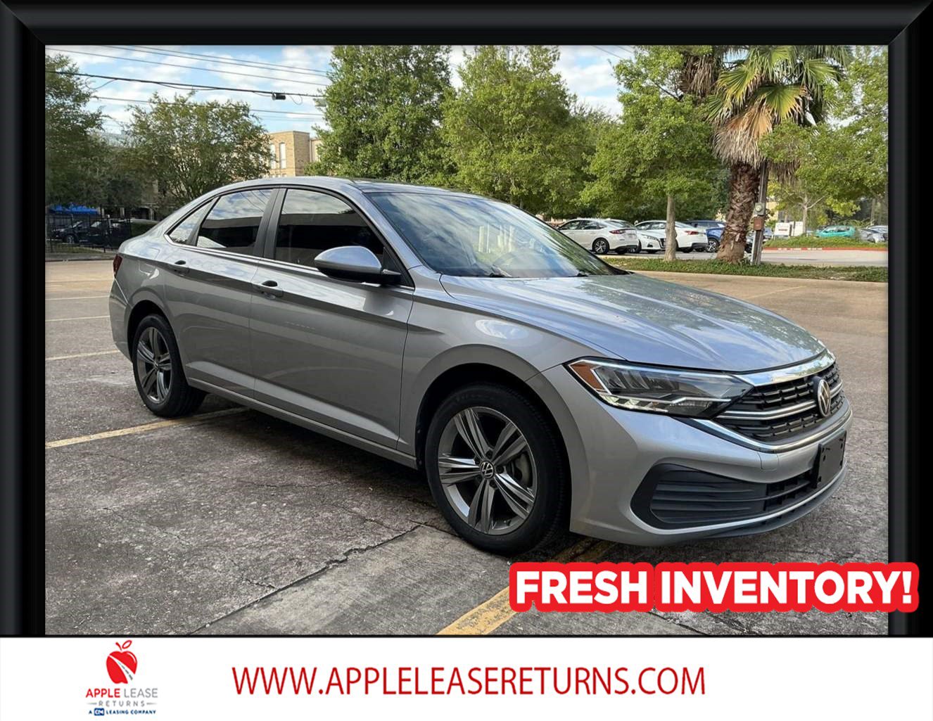 Used 2023 Volkswagen Jetta SE FWD image 1