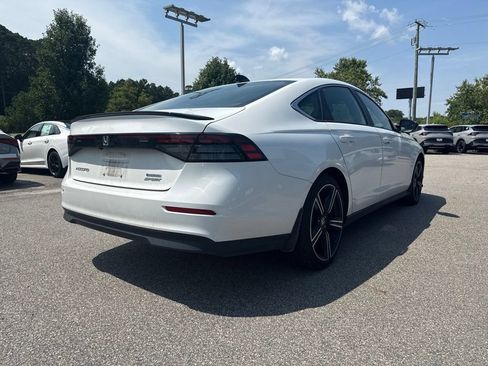 Used 2025 Honda Accord Sport image 5