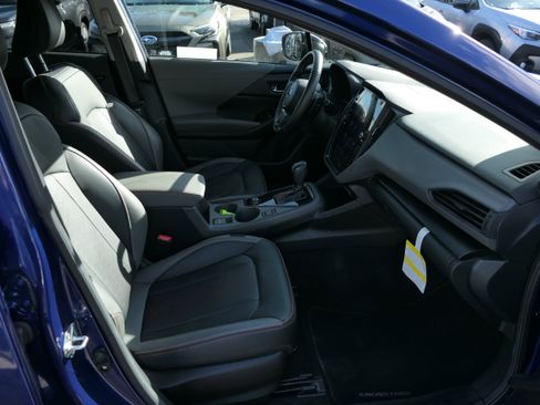 Used 2025 Subaru Crosstrek 2.5i Limited w/ Crosstrek Mirror Package image 25