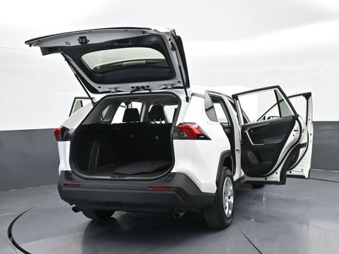 Used 2023 Toyota RAV4 LE image 61