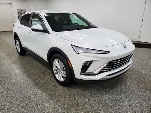 New 2026 Buick Envista Preferred w/ Convenience I Package image 3