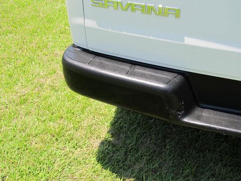 Used 2022 GMC Savana 3500 G3500 w/ Driver Convenience Package image 13